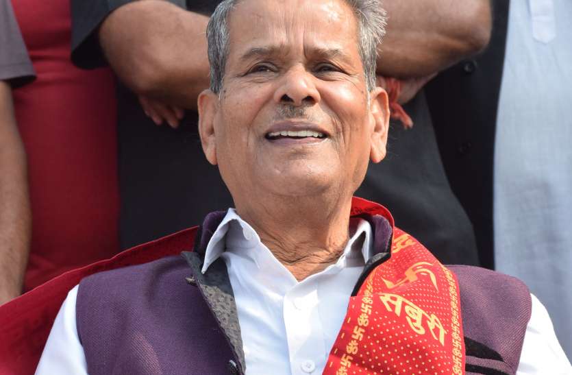 महापौर बनने के बाद पत्रिका को दिया पहला इंटरव्यू : शहर के प्रथम नागरिक ने हर सवाल का दिया बेबाकी से जवाब महापौर बनने के बाद पत्रिका को दिया पहला इंटरव्यू : शहर के प्रथम नागरिक ने हर सवाल का दिया बेबाकी से जवाब