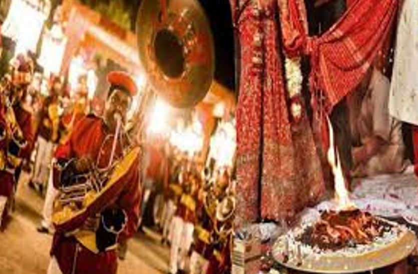 Wedding ceremony stolen purse groom's mother in bhilwara शादी समारोह में दूल्हे की मां का चुराया पर्स, युवक शांतिभंग में गिरफ्तार