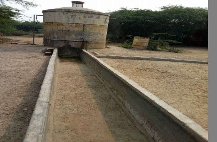 नहीं दिया जा रहा समस्या पर ध्यान भागलभीम गांव यह गहरा रहा संकट