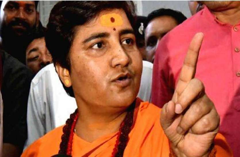 pragya_thakur.jpg प्रज्ञा सिंह ठाकुर ने गोडसे को फिर कहा देशभक्त, संसद में हंगामा