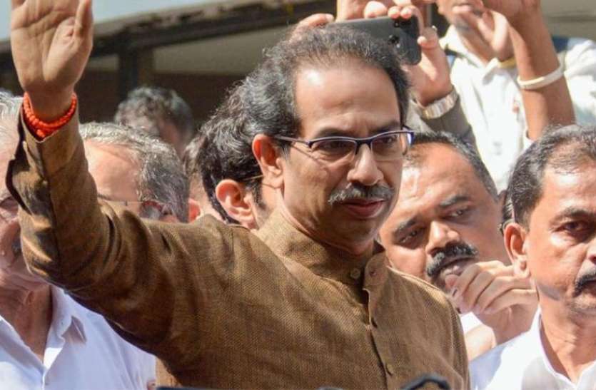 uddhav_thackeray1.jpg रोमांच से भरा रहा महाराष्ट्र का सियासी महासंग्राम, जानिए 4 अहम बातें