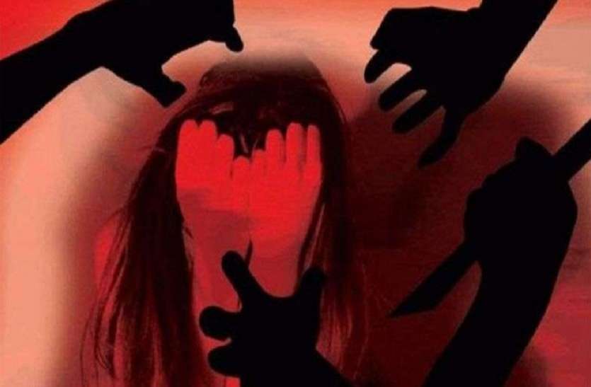 gang_rape.jpg चलती कार में गैंगरेप, सुनसान जगह छोड़ भागे आरोपी
