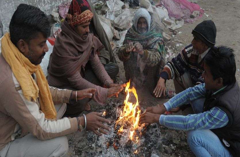 cold_wave_india.jpg राजस्थान में हाड़ कंपाने वाली सर्दी का सितम, ठंड़ से जमा फतेहपुर, पारा पहुंच गया इतना