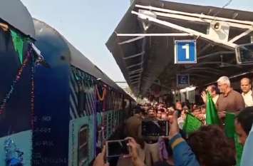 Railway : Six drivers of goods train failed in psychological test Indian Railway : डेमू मेमू चलाने के मनोवैज्ञानिक टेस्ट में फेल हुए मालगाड़ी के छह चालक