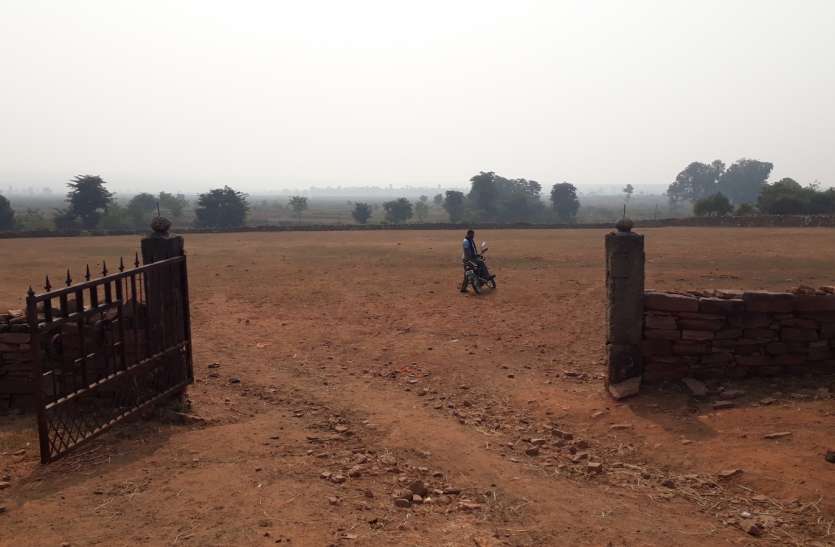 Paddy purchase not done, silence in center, restlessness of farmers gr नहीं हुई धान खरीदी, केंद्रों पर पसरा सन्नाटा, बढ़ रही किसानों की बेचैनी