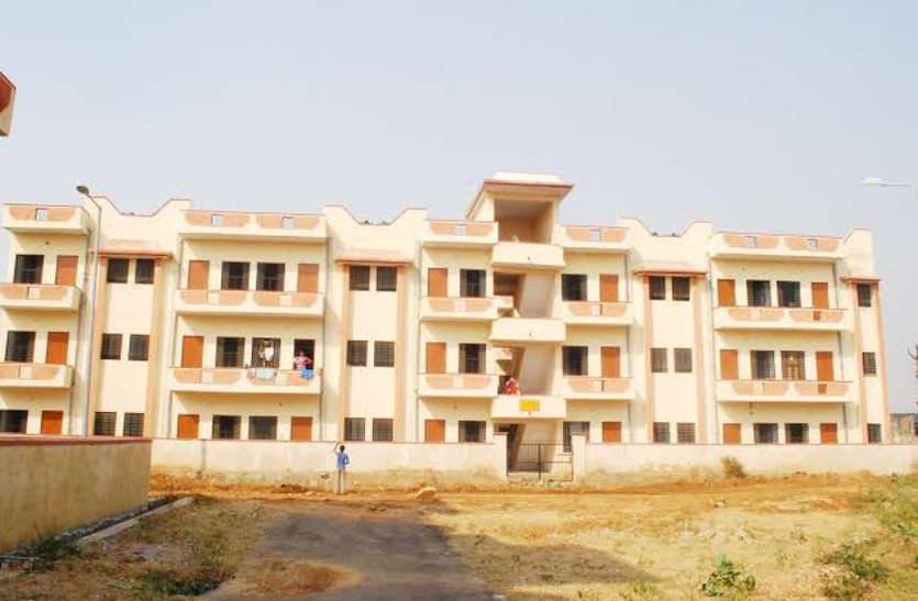 Good News : 4 दिसम्बर को 'बुधवार उत्सव', 42 शहरों में ग्राहक खरीद सकेंगे अपना मनपसंद घर Good News : 4 दिसम्बर को 'बुधवार उत्सव', 42 शहरों में ग्राहक खरीद सकेंगे अपना मनपसंद घर