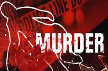 Chhattisgarh Crime: Son murdered father then try to mother murder सो रहे पिता को बेरहमी से मौत के घाट उतारकर मां की हत्या करने कमरे में पहुंचा बेटा, नींद खुली तो किया ये