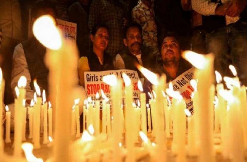 rape_case_1.jpg हैदराबाद रेप केस: देश भर के सांसदों ने एक सुर में की सख्त सजा की मांग, सदन में रो पड़ीं विजिला सत्सानंत