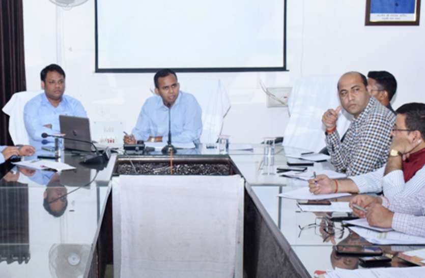 Singrauli Collector directed to cancel allotment of accommodation आवंटित आवास में नहीं बनाया ठिकाना तो रद्द होगा आवंटन