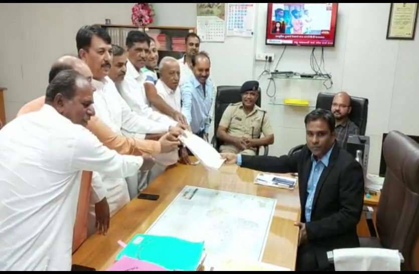 Ahmedabad News : फ्रेट कॉरिडोर प्रभावित किसानों ने निकाली रैली Ahmedabad News : फ्रेट कॉरिडोर प्रभावित किसानों ने निकाली रैली