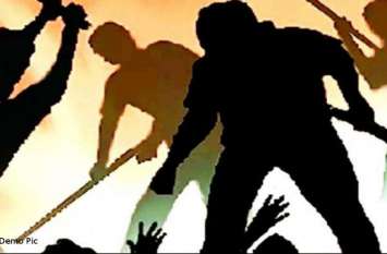 The Police Fled And Threatened To Kill Him पुलिस ने रोका तो जान से मारने की धमकी देकर हुए फरार