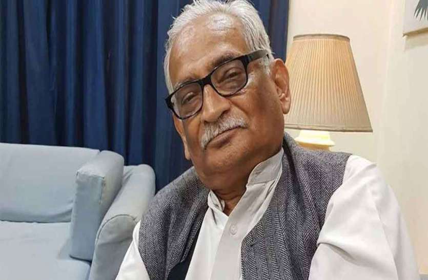 अयोध्या पुनर्विचार याचिका की बड़ी अपडेट, राम मंदिर का नक्शा फाड़ने वाले राजीव धवन को मुस्लिम पक्ष ने हटाया अयोध्या पुनर्विचार याचिका की बड़ी अपडेट, राम मंदिर का नक्शा फाड़ने वाले राजीव धवन को मुस्लिम पक्ष ने हटाया