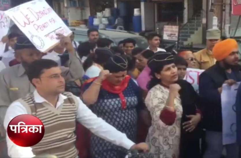 screenshot_from_2019-12-03_16-54-44.jpg VIDEO: हैदराबाद कांड के बाद बोलीं महिलाएं- 'अब है आर-पार की लड़ाई, देश में हम नहीं सुरक्षित'