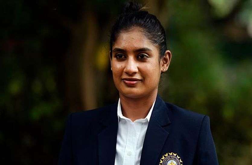 tapsee.jpg तापसी पन्नू ने मिताली राज को दिया जन्मदिन पर बड़ा तोहफा, उनकी बायोपिक में करेंगी काम