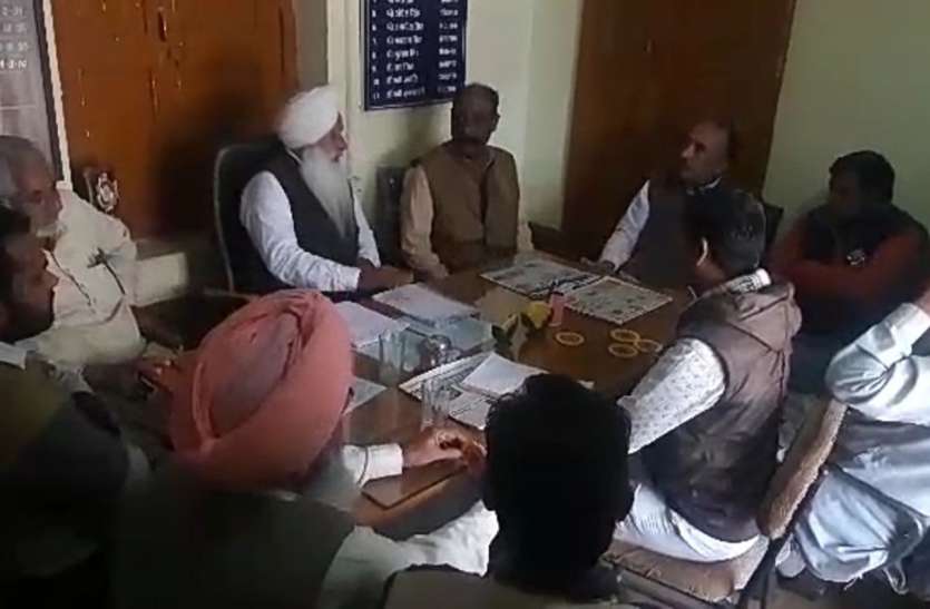 सहकारी समिति के पूर्व लेखापाल ने किया 19 लाख का गबन सहकारी समिति के पूर्व लेखापाल ने किया 19 लाख का गबन