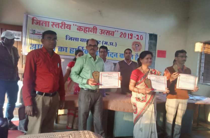 दुर्गा स्र्पोटिंग को पराजित कर डीसीए टीम बनी विजेता दुर्गा स्र्पोटिंग को पराजित कर डीसीए टीम बनी विजेता