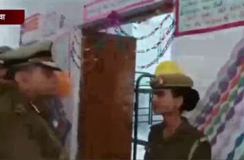 UP DGP OP Singh on Ladies Police Pared ट्रेनी महिला पुलिसकर्मियों की परेड में शामिल हुए डीजीपी ओ.पी. सिंह