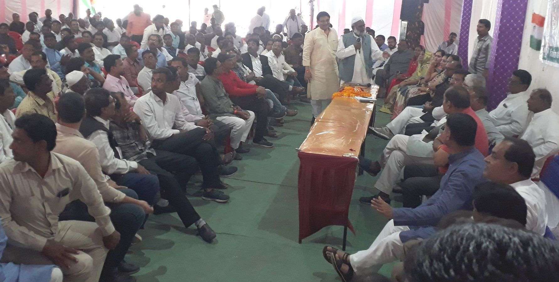 MP Congress Burhanpur District News: Clash in Congress Workers