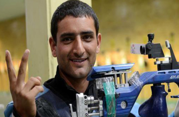 South Asian Games 2019: Chain Singh Won Gold Medal In Shooting साउथ एशियन गेम्स में गरजी भारतीय जवान की बंदूक, देश को दिलाया गोल्ड