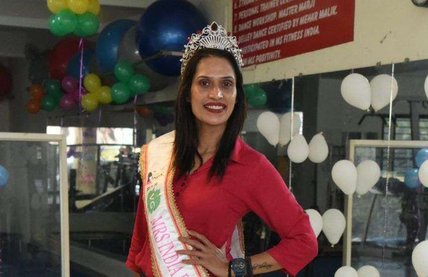 इंदौर की फिटनेस ट्रेनर ने जीता मिसेस इंडिया ग्लोब का खिताब