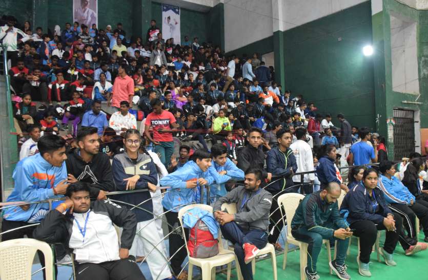 sports.jpg बिना डॉक्टर यहां खेल रहे हैं नेशनल लेवल के 1400 खिलाड़ी..हैरान कर देने वाली है यह खबर