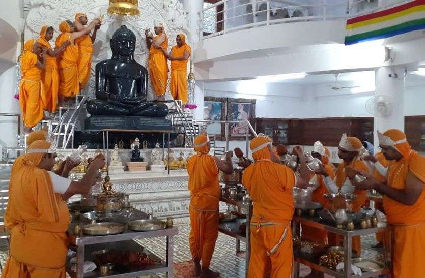Foundation Day of Neminath Digambar Jain Temple tomorrow in bhilwara नेमिनाथ दिगंबर जैन मंदिर का स्थापना दिवस कल