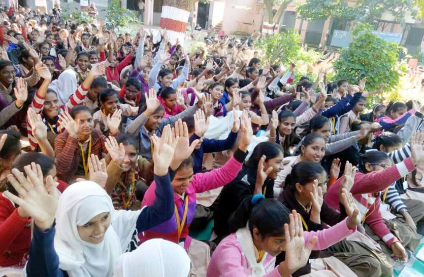 मानवतावादी विश्व समाज की विचार धारा पर संगोष्ठी का हुआ आयोजन मानवतावादी विश्व समाज की विचार धारा पर संगोष्ठी का हुआ आयोजन