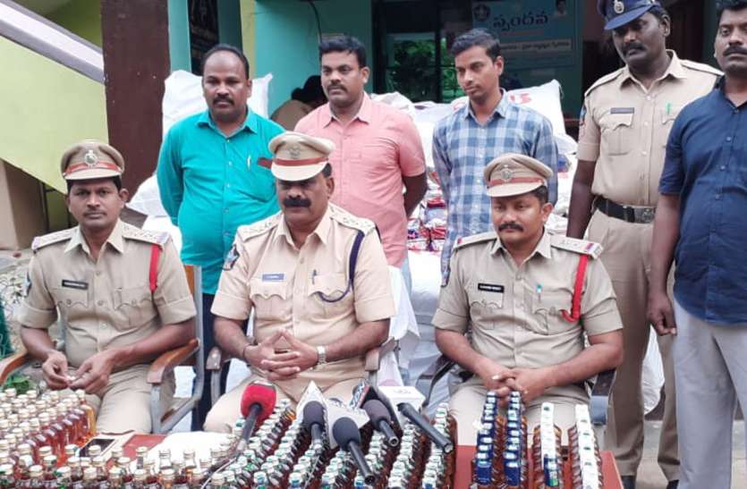 Tamilnadu तस्करी के गुटखे और शराब के साथ तीन गिरफ्तार Tamilnadu तस्करी के गुटखे और शराब के साथ तीन गिरफ्तार