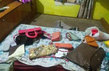 Police started investigating the case प्रधानाचार्य के घर से लाखों के जेवरात चोरी