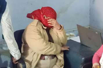 ACB trap rto woman inspector to take bribe of 70 thousand in ringus VIDEO: गलत काम करते पकड़ी गई तो फूट-फूट कर रोने लगी इंस्पेक्टर मैडम