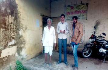 kisanon ko nahin mil raha yoriya कलेक्टर के निर्देश हवा...किसानों को नहीं मिल रहा यूरिया