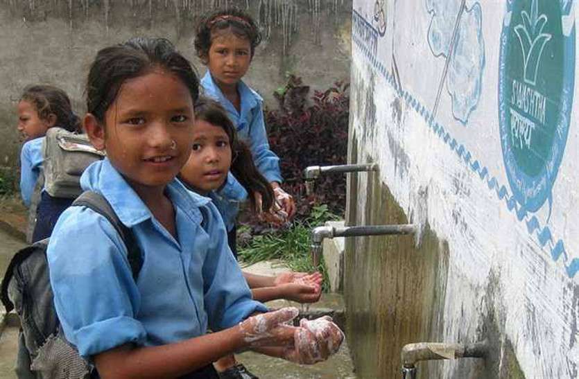 अब स्कूल में लंच ब्रेक की तर्ज पर तीन बार वाटर ब्रेक अब स्कूल में लंच ब्रेक की तर्ज पर तीन बार वाटर ब्रेक