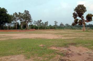 Lalpur Airport is in disarray, people are not getting the benefit of f लालपुर हवाई अड्डा बदहाल, नहीं मिल रहा लोगों को सुविधाओं का लाभ