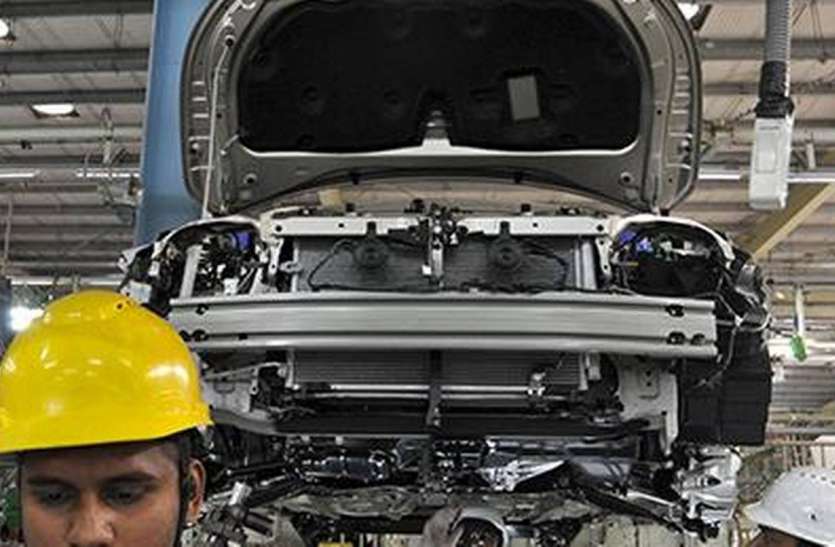 Auto equipment business down 10 percent, 1 lakh lost jobs in year ऑटो उपकरण कारोबार में दस फीसदी की गिरावट, एक लाख लोगों की गई नौकरी