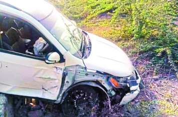 3 injured including former DGP in car and bolero collision कार व बोलेरो की टक्कर में पूर्व डीजीपी सांगाराम जांगिड़ समेत 3 चोटिल