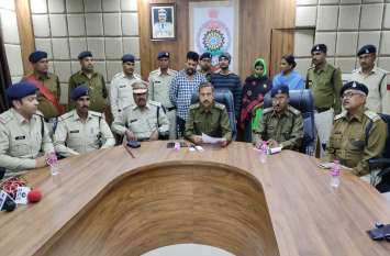 Love crime: Wife make husband murder plan with boyfriend प्रेमी की बाहों में रहना चाहती थी पत्नी, इसलिए प्लान बनाकर पति की करवा दी हत्या, पुलिस को मिला ये क्लू