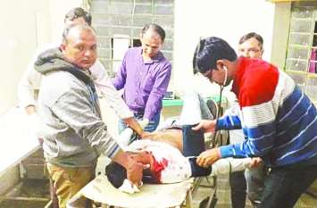 Attack on mutual rivalry, one seriously injured आपसी रंजिश को लेकर हमला, एक गंभीर घायल