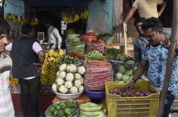 Onion Price Rise : Onion Price 100 In nagaur city प्याज ने लगाया शतक, थाली से हुआ गायब