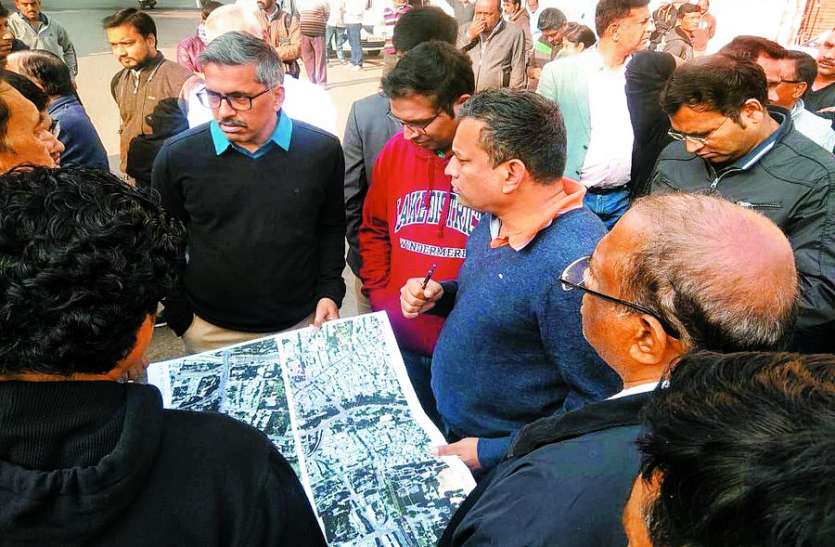 प्रमुख सचिव ने जानीं मेट्रो रेल स्टेशन निर्माण की समस्याएं प्रमुख सचिव ने जानीं मेट्रो रेल स्टेशन निर्माण की समस्याएं