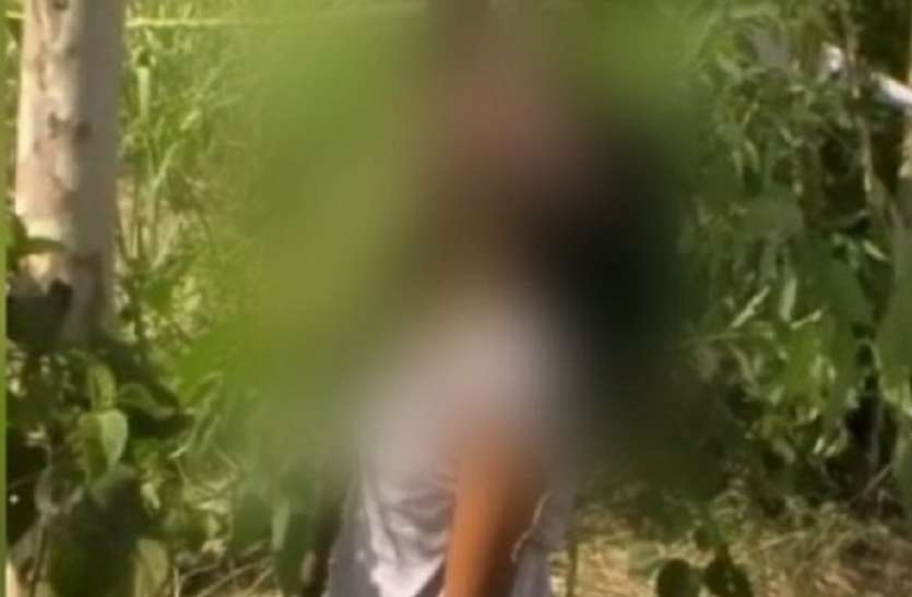 andra_rape.jpg लड़की को दी लिफ्ट, सुनसान जगह पर रुककर कहा पेट्रोल खत्म, फिर दोस्त को बुलाकर किया दुष्कर्म