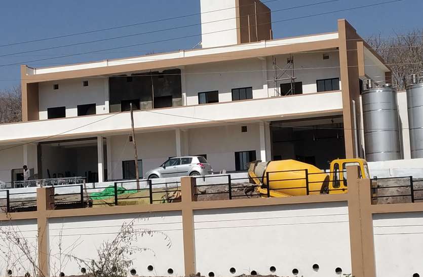 Milk dairy plant may start in jaamli from January जामली मेंं जनवरी में शुरू हो सकता है दूध डेयरी प्लांट