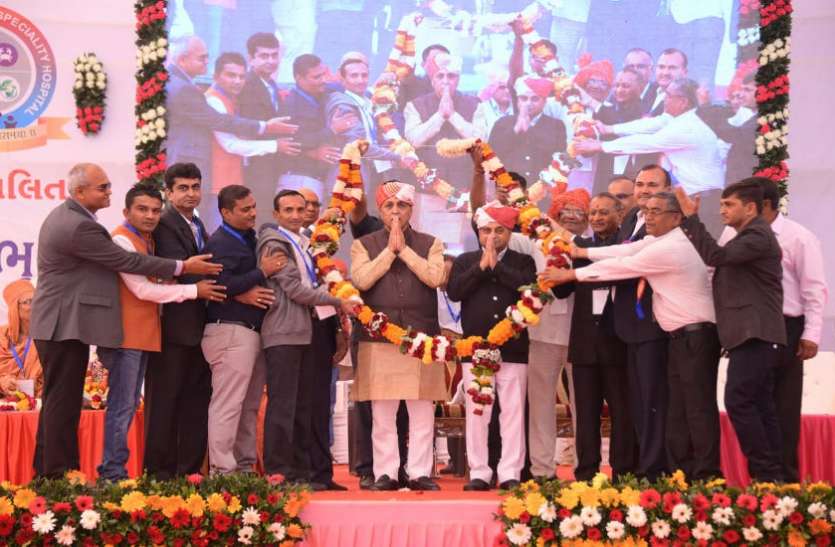 Ahmedabad News नई स्वास्थ्य नीति में सुपर स्पेशियलिटी हॉस्पिटल शुरू करने पर 25 फीसदी सब्सिडी : सीएम Ahmedabad News नई स्वास्थ्य नीति में सुपर स्पेशियलिटी हॉस्पिटल शुरू करने पर 25 फीसदी सब्सिडी : सीएम