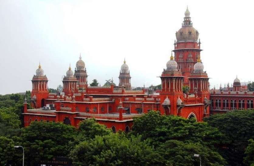 मद्रास हाईकोर्ट के निर्देश के बावजूद स्कूली बसों में अब तक नहीं लगा सीसीटीवी कैमरा मद्रास हाईकोर्ट के निर्देश के बावजूद स्कूली बसों में अब तक नहीं लगा सीसीटीवी कैमरा