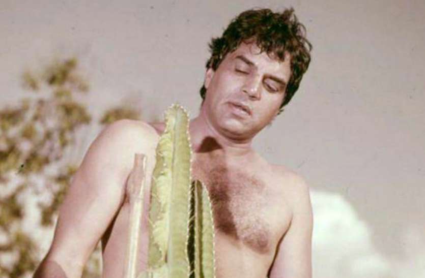 dharmendra_birthday_when_he_man_worked_in_adult_film_of_kanti_shah.jpg एडल्ट फिल्म में काम कर चुके हैं धर्मेंद्र, आखिर तक नहीं जान पाए ये गंदी फिल्म है, जानें ‘ही मैन’ के बारें में 10 रोचक बातें