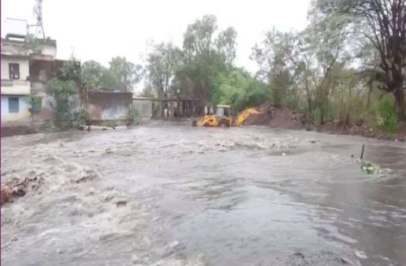अगले दो दिन तक हल्की बारिश की संभावना अगले दो दिन तक हल्की बारिश की संभावना