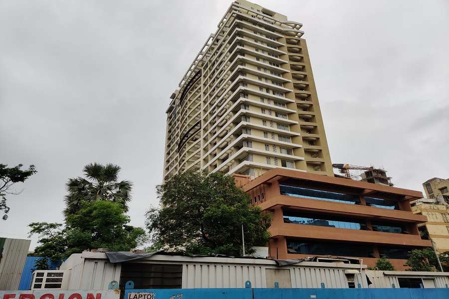 MHADA से लेकर Mantralay तक अधिकारियों में मची खलबली, 'पत्रिका' एक्सपोज़ खबर का असर ?