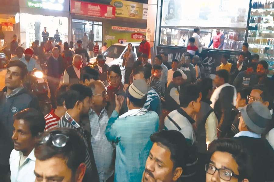 सावधान! ऐसे ग्राहक से बचें जो बन जाएं लुटेरे
