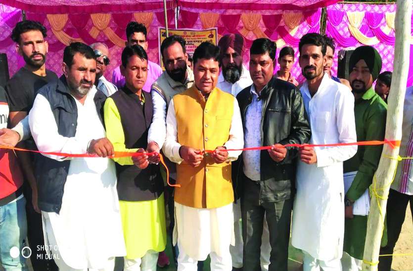 ग्रामीण ओपन खेलकूद प्रतियोगिता में दिखाया दम ग्रामीण ओपन खेलकूद प्रतियोगिता में दिखाया दम