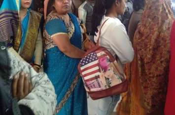Awareness came to people to get driving license ड्राइविंग लाइसेंस बनवाने के लिए लोगों में आई जागरूकता