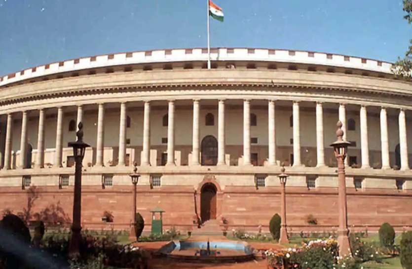 Water Crisis : देश के 256 जिलों में जल संकट Water Crisis : देश के 256 जिलों में जल संकट